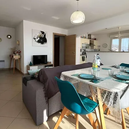 6 Pers Centre De Lejlighed Moriani-Plage